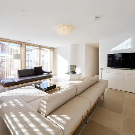 Grischuna Mountain 롯지 삼나운