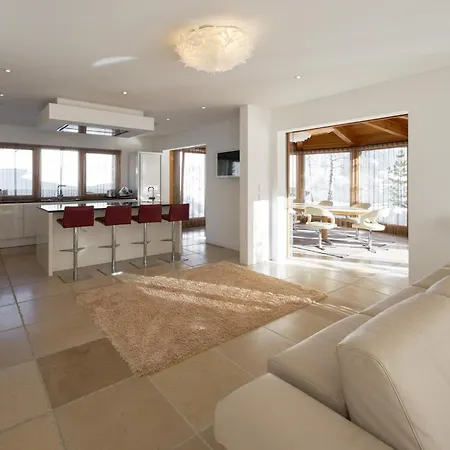 Grischuna Mountain 롯지 *