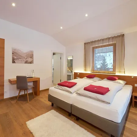 Grischuna Mountain 롯지