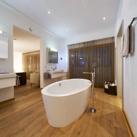 Grischuna Mountain 롯지 *