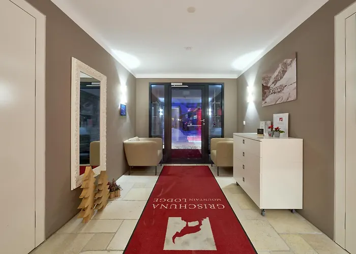 Orman Evi Grischuna Mountain *