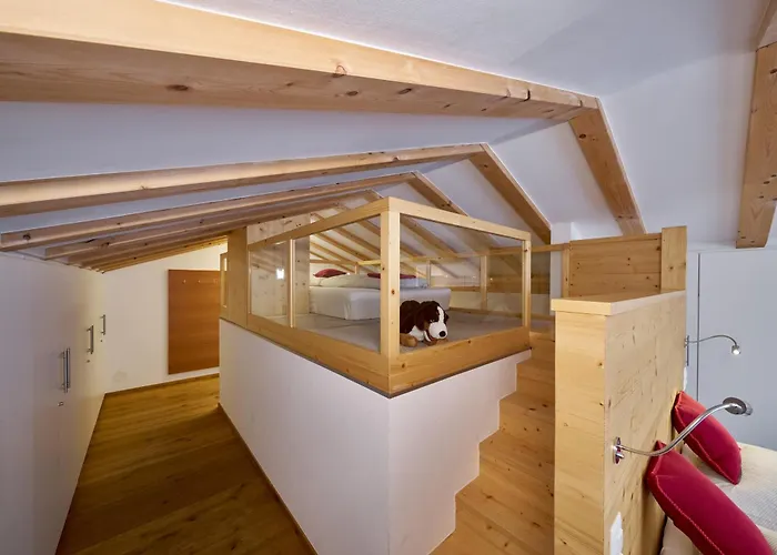 Grischuna Mountain بيت خشبي